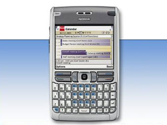  Nokia E61.    phonescoop.com