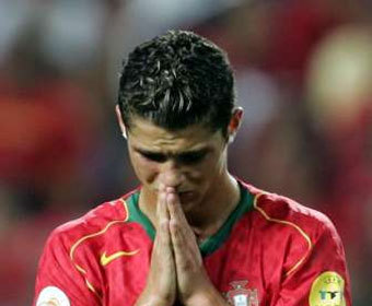  ,    ristiano-ronaldo.org