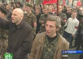     2005   ,   